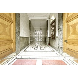 AD.ZE P.ZZA LAVATER PLURILOCALE FRAZIONABILE MQ 225